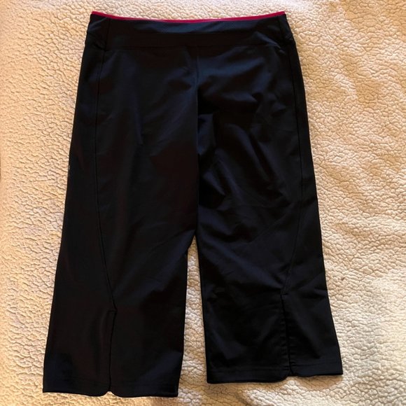Adidas Capri Workout Pants Size Large - Picture 4 of 5